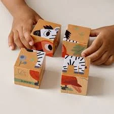 Cube en bois