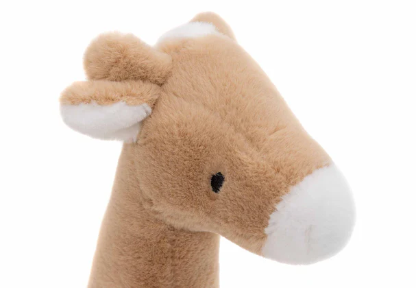 Girafe en peluche