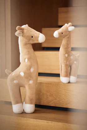 Girafe en peluche
