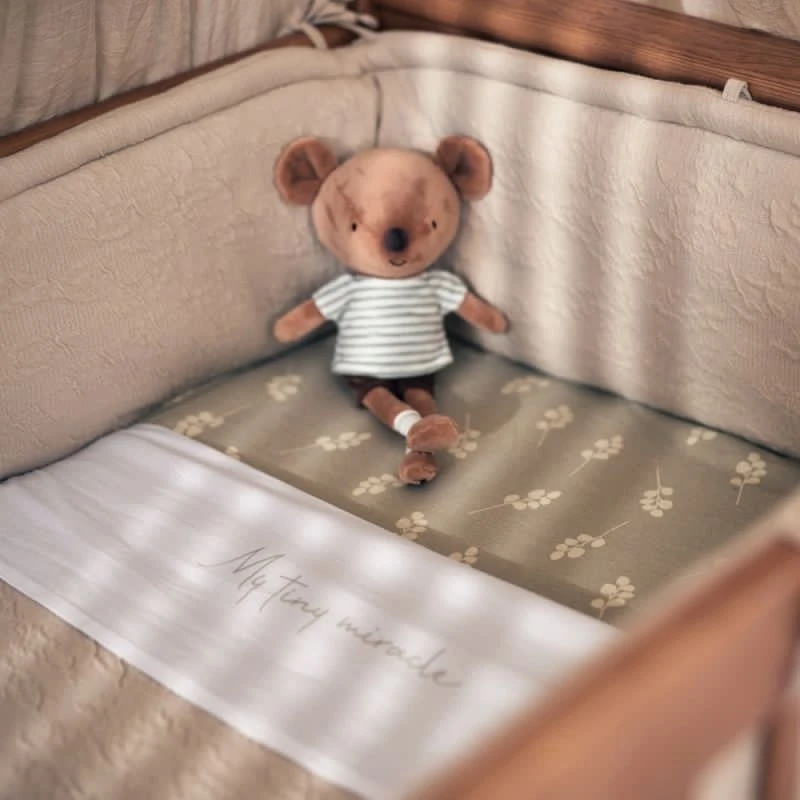 peluche sourie Jackie